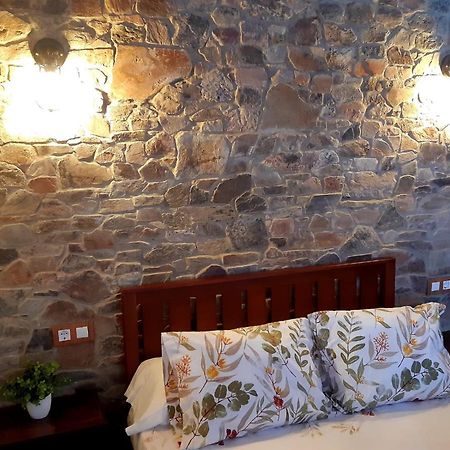 Apartamentos Callampa Torrejon el Rubio Ngoại thất bức ảnh