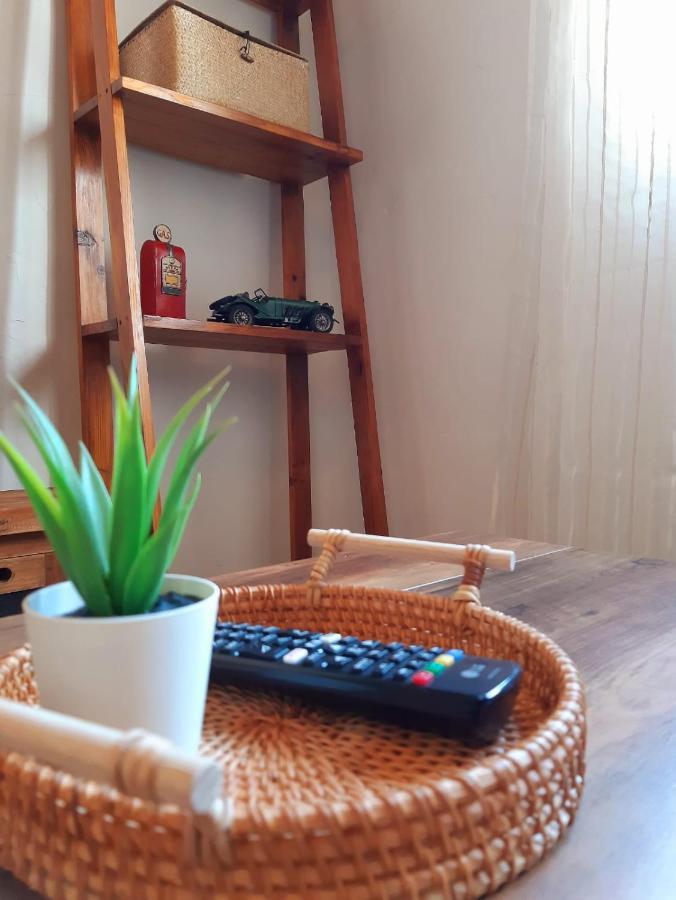 Apartamentos Callampa Torrejon el Rubio Ngoại thất bức ảnh
