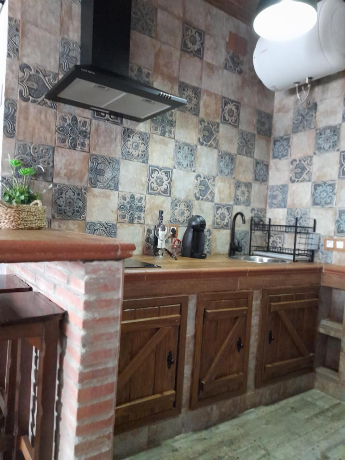 Apartamentos Callampa Torrejon el Rubio Ngoại thất bức ảnh